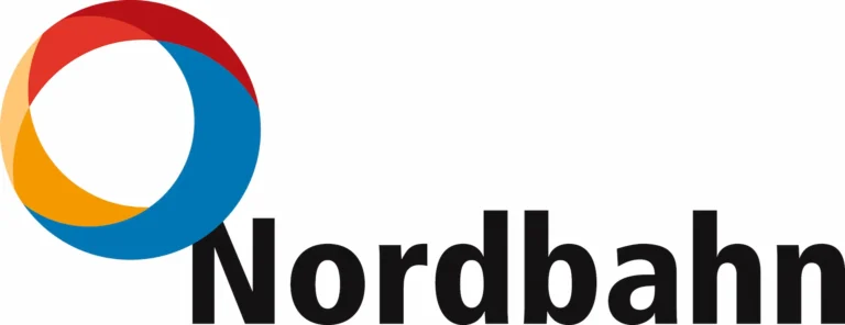 Man sieht das Logo der Nordbahn ggmbH, Dienstleistung im Bereich Wäscherei in Glienicke.
